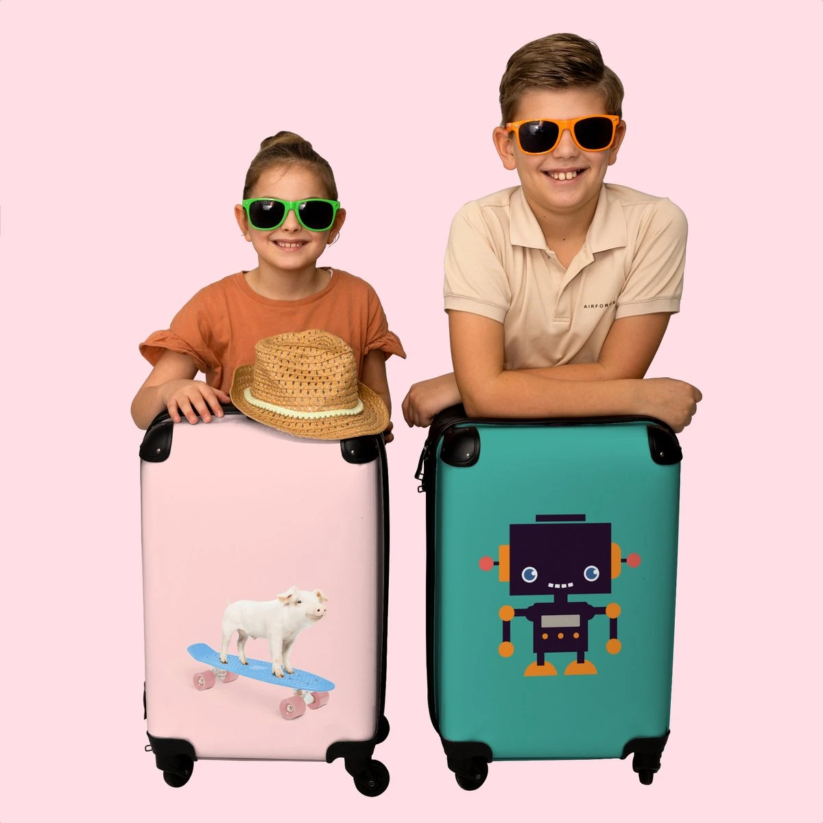 NoBoringSuitcases.com® Kinderkoffer - Trolley Kinderen - Varken - Roze - Skateboard - Kinderen - Meisje - Koffer Dieren - Past Binnen 55x40x20 Cm En 55x35x25 Cm - Reiskoffer Met Wielen - Afbeelding 7