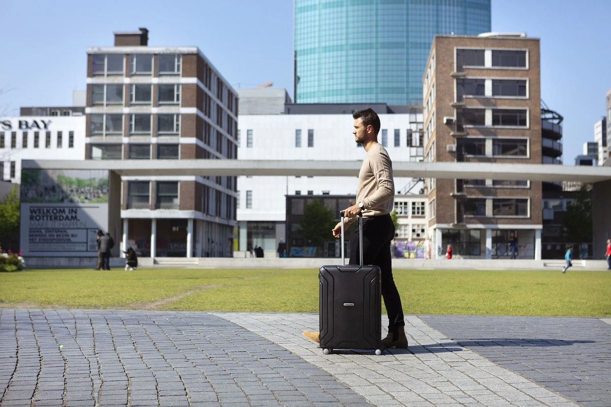 CarryOn Steward Kofferset - 2-delige TSA Trolleyset Met Kliksloten - Dubbele Wielen - Zwart - Afbeelding 11
