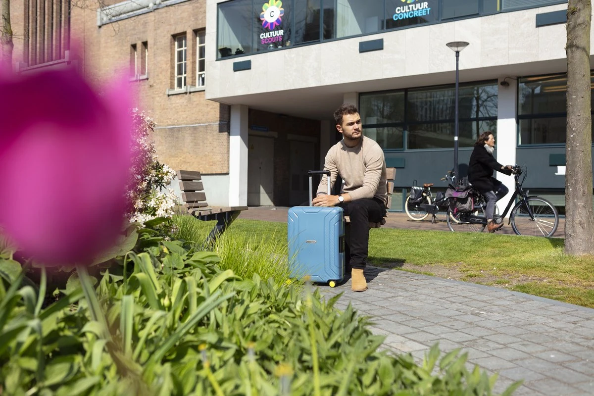 CarryOn Steward Kofferset - 2-delige TSA Trolleyset Met Kliksloten - Dubbele Wielen - Blauw - Afbeelding 9